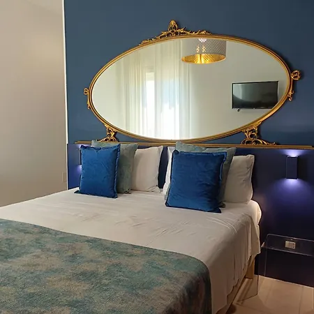 Sbarco Dei 1000 Couette-café 4*