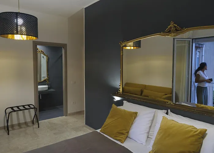 Sbarco Dei 1000 Couette-café 4*